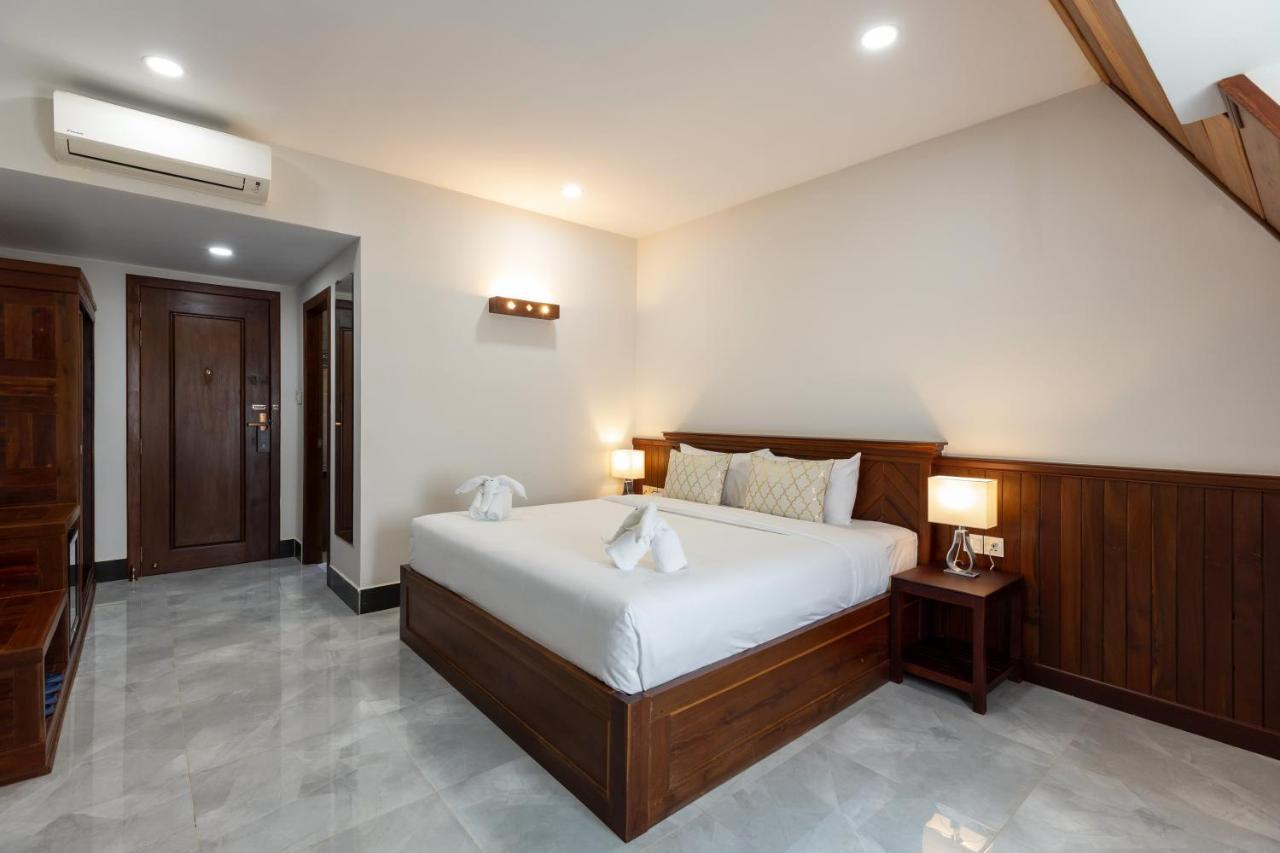 Blanc Smith Hotel Сием Реап Екстериор снимка
