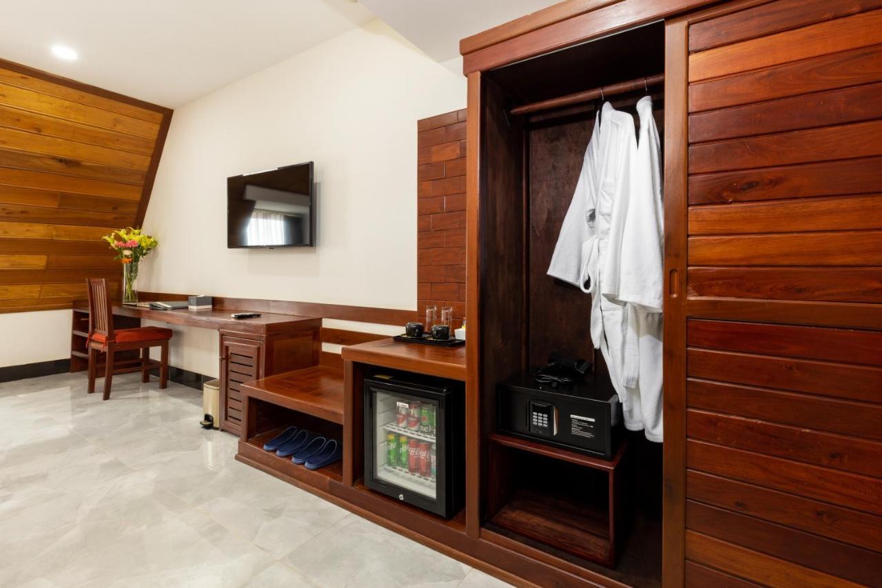 Blanc Smith Hotel Сием Реап Екстериор снимка