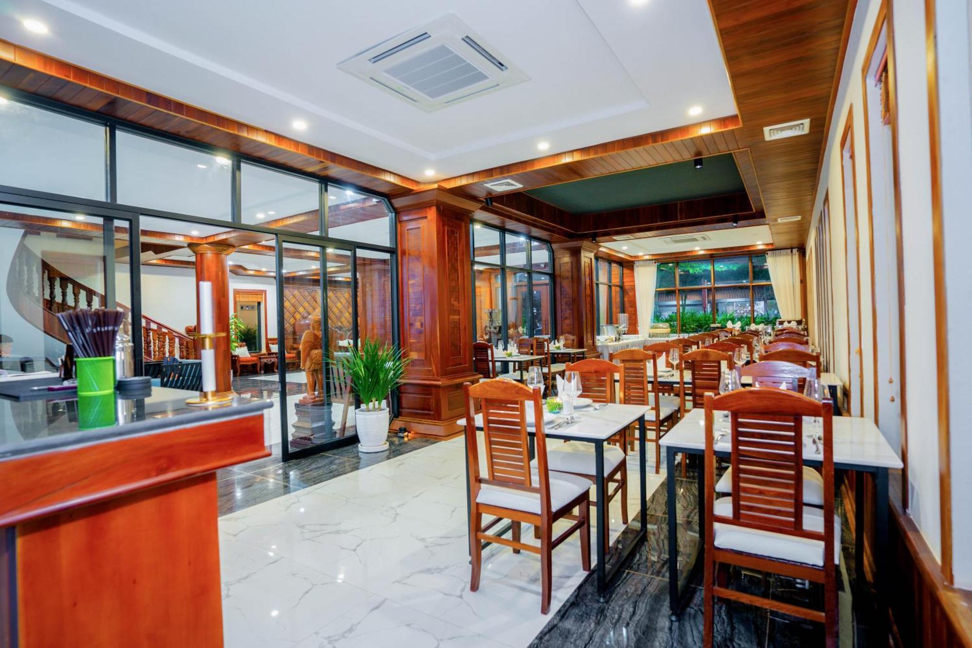 Blanc Smith Hotel Сием Реап Екстериор снимка